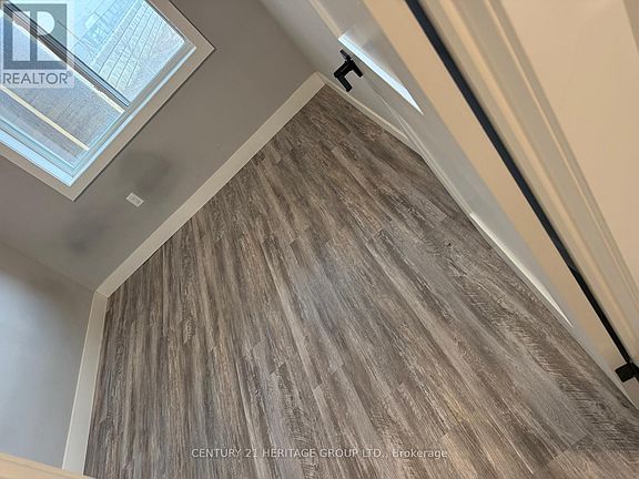 5th image of 3557 Colonel Talbot Rd #3