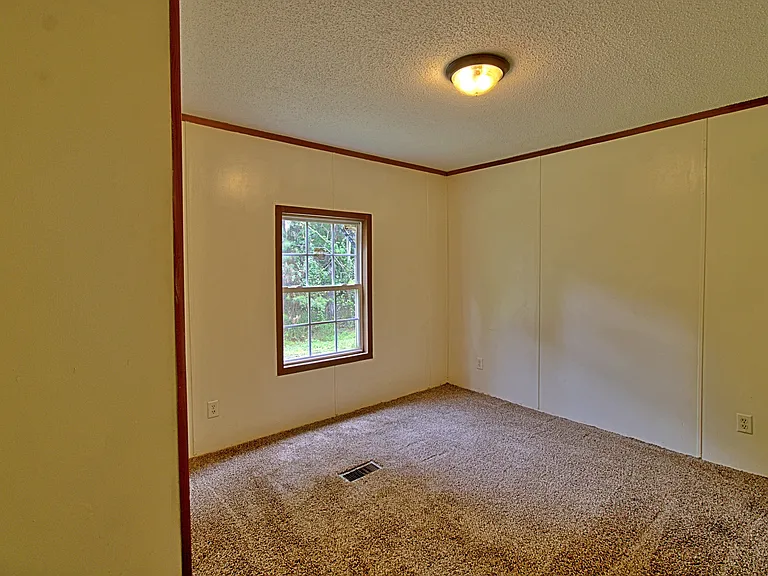 235 Fleming Loop Rd — Photo 14