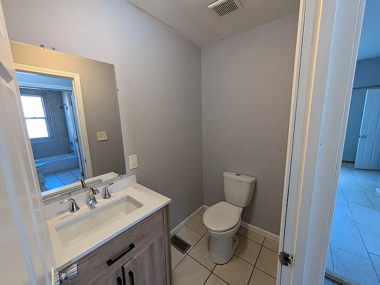 4733 McMillan Ave #1F — Photo 16