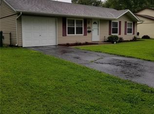 703 W Nixon Dr, O'Fallon, IL 62269