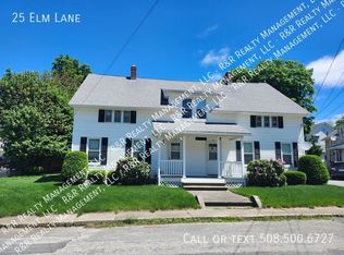 25 Elm Ln, Whitinsville, MA 01588