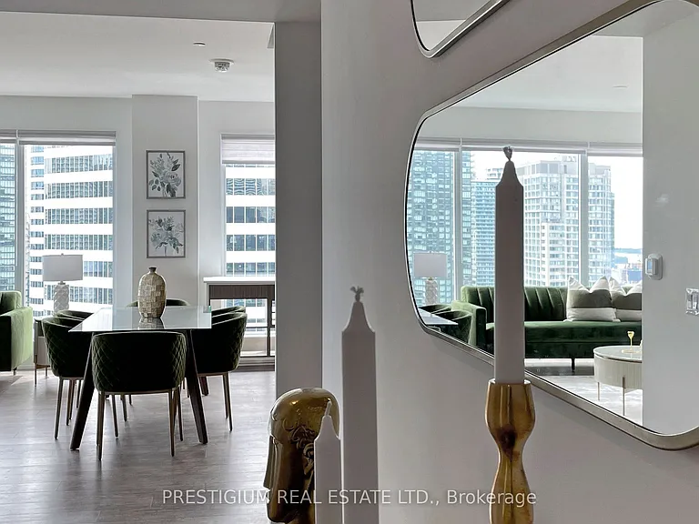 20 Edward St #Penthouse 02 — Photo 32