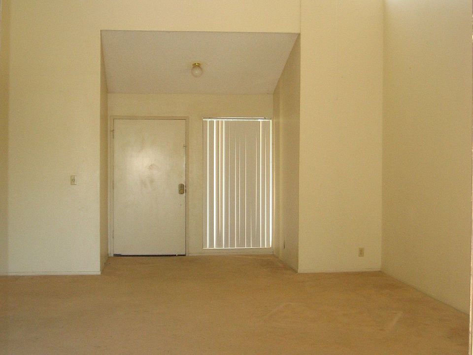 Living Room with Vaulted Ceilings