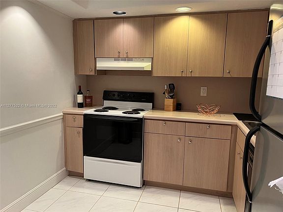 3rd image of 7707 Camino Real #B309