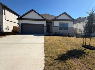 249 Red Tail Hawk Ln, Cedar Creek, TX 78612