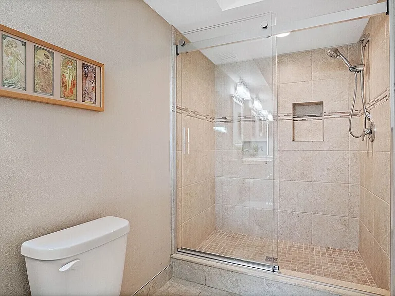 6131 Bahia Del Mar Blvd #140 — Photo 5