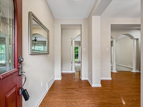2nd image of 130 Woodmont Dr