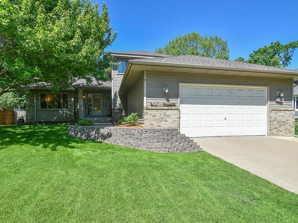 1st image of 12582 Isanti St NE