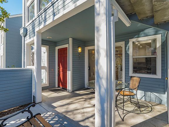 2nd image of 789 Portwalk Pl