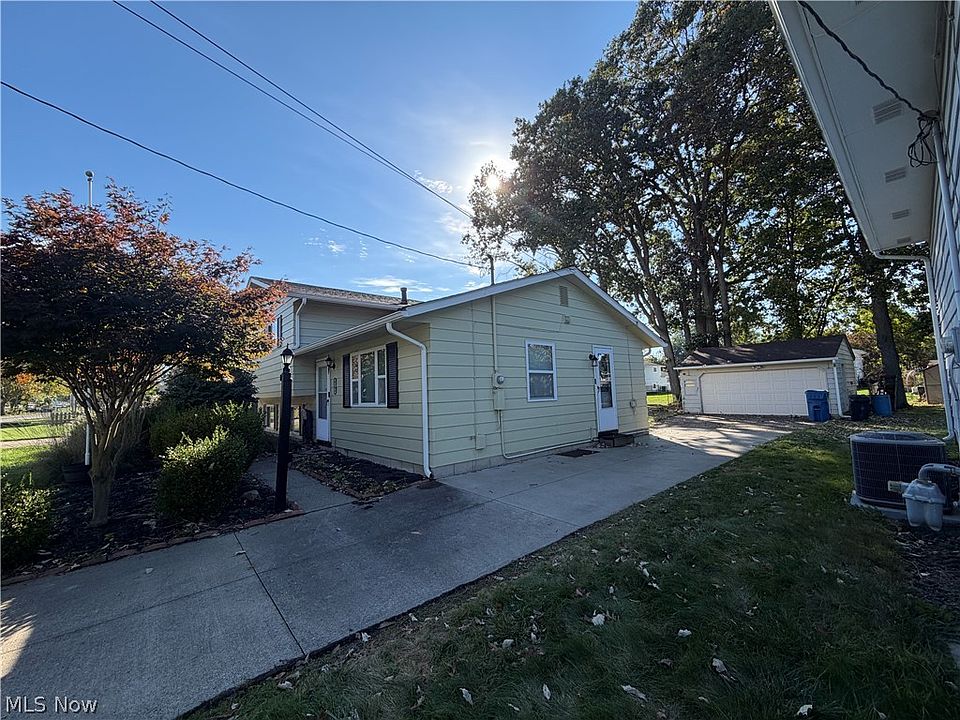 2nd image of 6104 Olive Ave