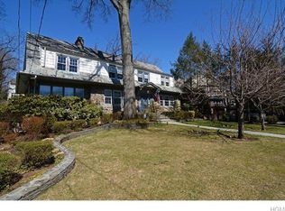 78 Trenor Dr, New Rochelle, NY 10804