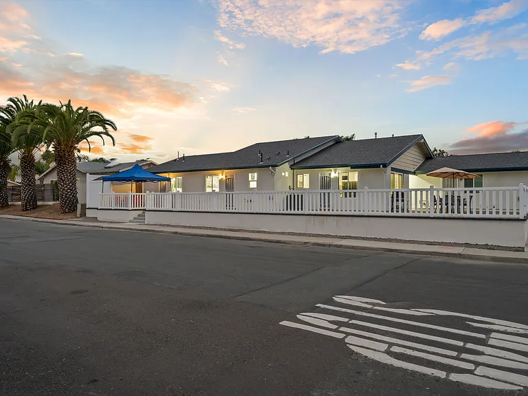 Ample street parking available _ comfortably fits up to 4 vehicles right outside the home.