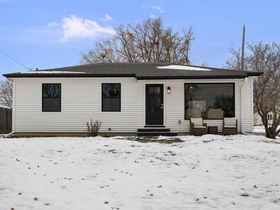 905 Wisconsin St, Le Claire, IA, 52753