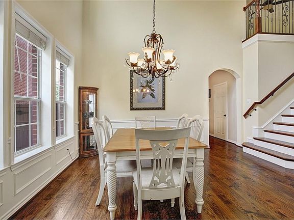 4th image of 317 Gershwin Way