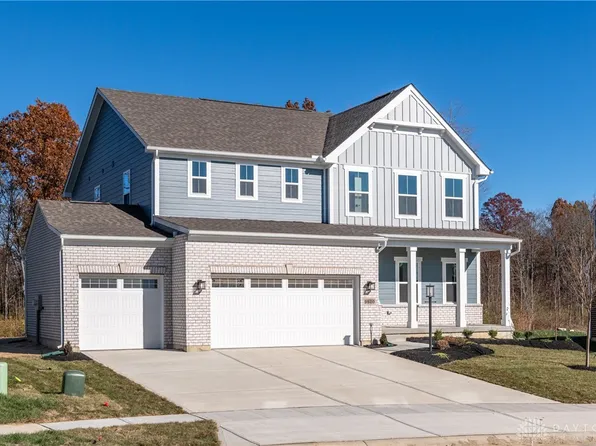 9820 Black Stream Ct, Centerville, OH 45458