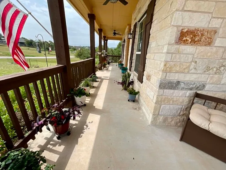 104 Rolling Waters Ct — Photo 4