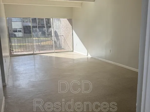 5514 Wood Forest Dr APT 107, Tampa, FL 33615