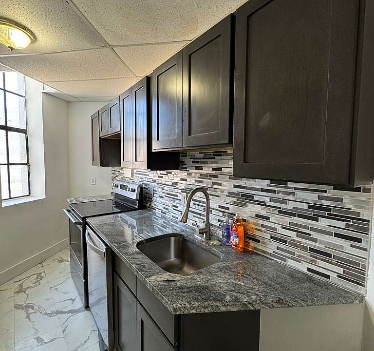 1st image of 505 Grand St #4A