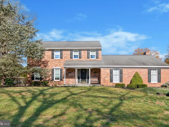 119 Willow Ln, Warrington, PA 18976