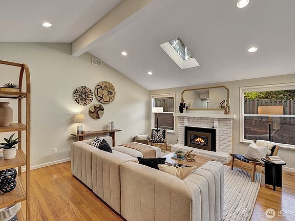 3rd image of 3317 172nd Avenue NE
