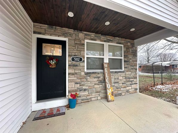 502 N High St, Walton, IN 46994