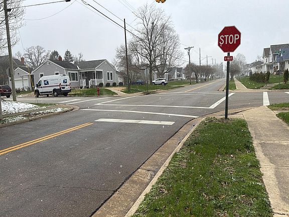 5th image of 745 Dayton Ave