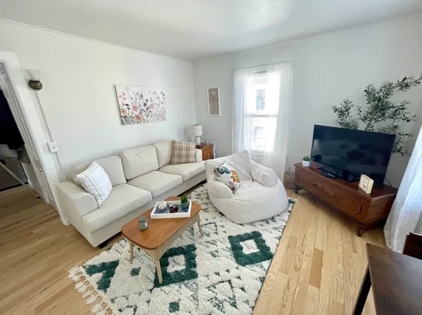 11 Spring St #1, Oneonta, NY 13820