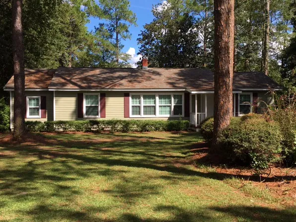 1821 4th St SE, Moultrie, GA 31768