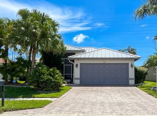 5083 Rosen Blvd, Boynton Beach, FL 33472