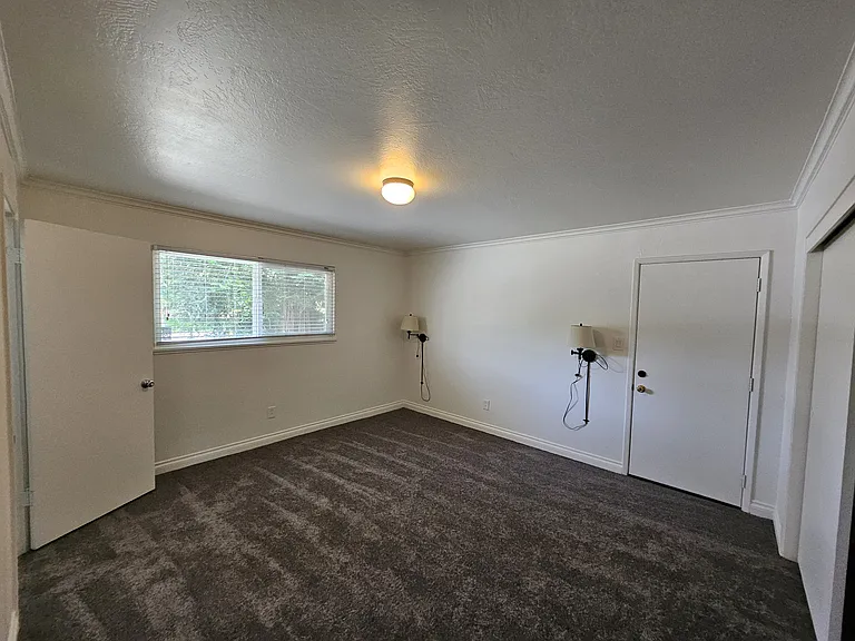 1308 B St — Photo 17