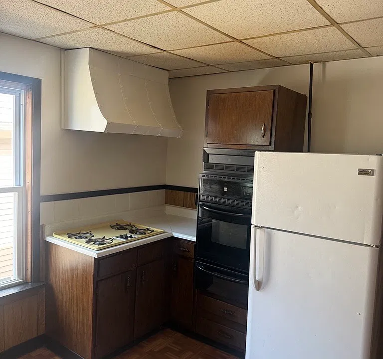 224 Caroline St #1