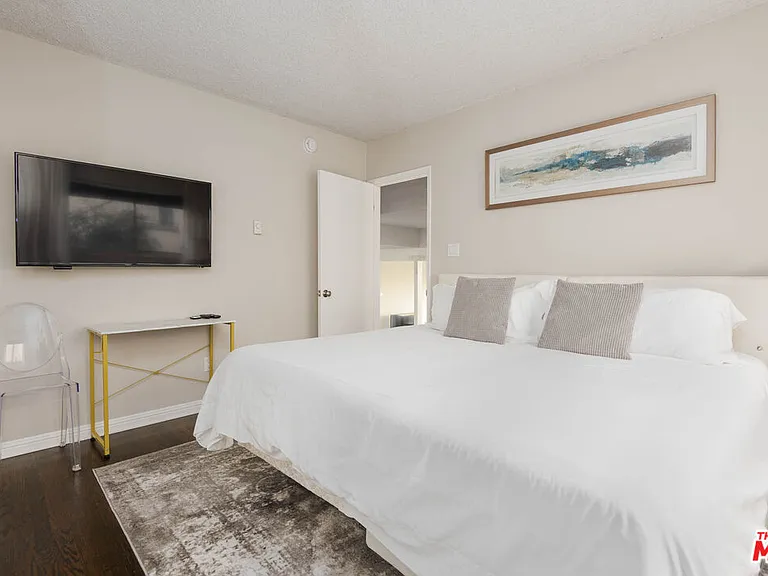 18065 Coastline Dr #1 — Photo 19
