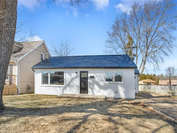 7 Oxley Dr, Chatham Kent, ON N7L 2K5