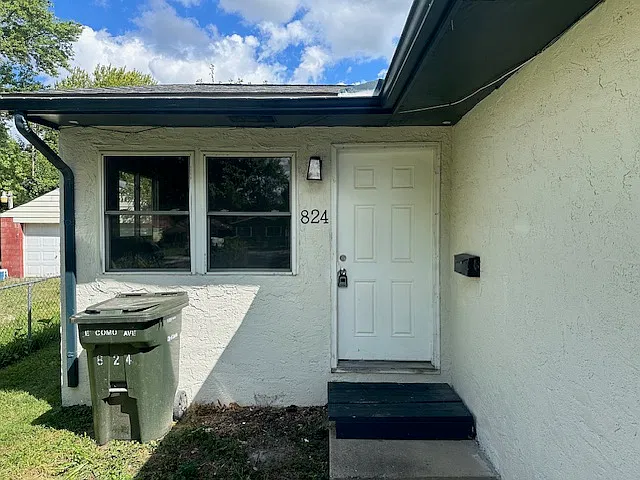 824 East Como Avenue - 1 — Photo 2