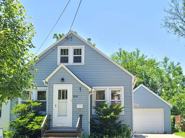 810 8th St SE, Rochester, MN 55904