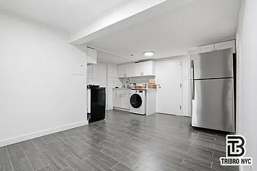 1717 East 8th Street, #B1