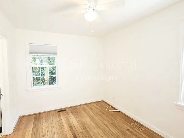 904 Maple Ave — Photo 10
