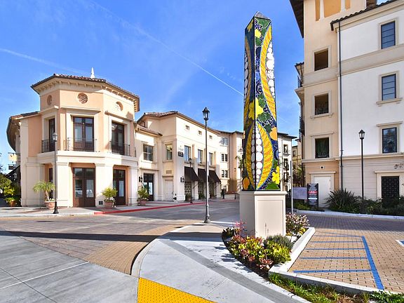 3rd image of 23500 Park Sorrento Unit D22