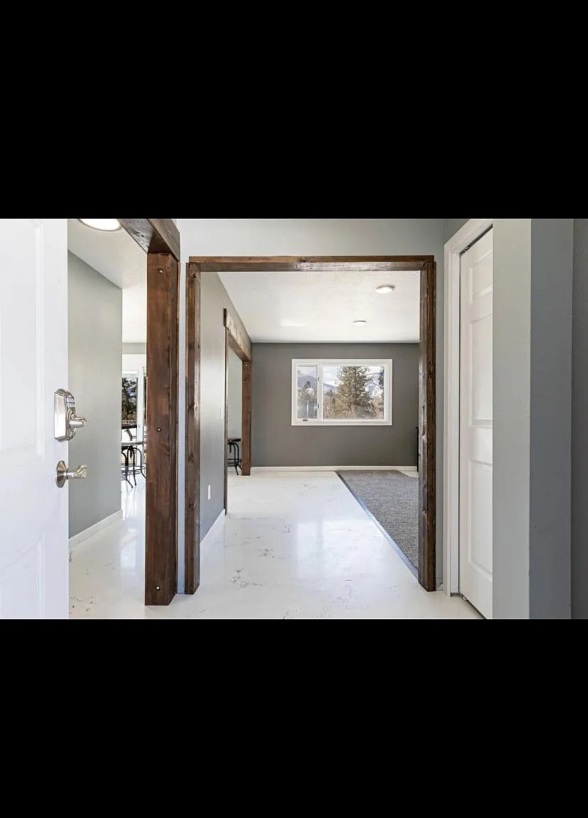 5 bed, 3.5 bath, 2952 sqft, $2,850 — Photo 4