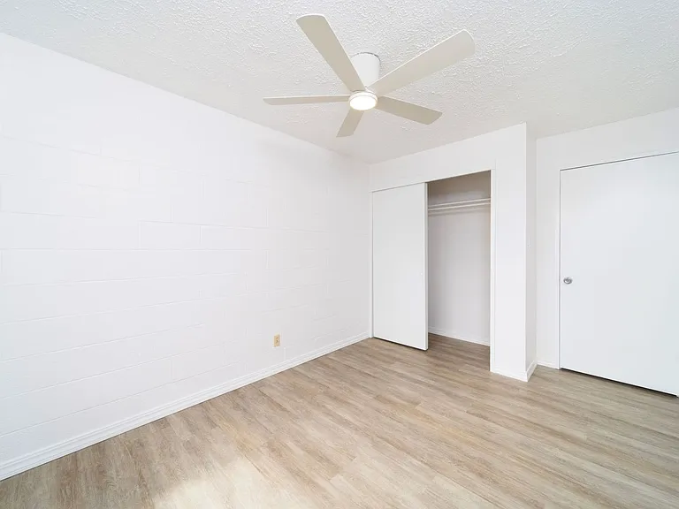 230 Kapiolani St — Photo 3