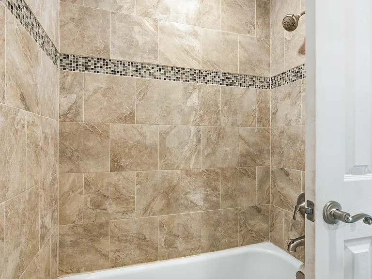 2914 Cypress Green Dr — Photo 19