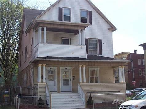 1045 Capitol Ave_Front View 4