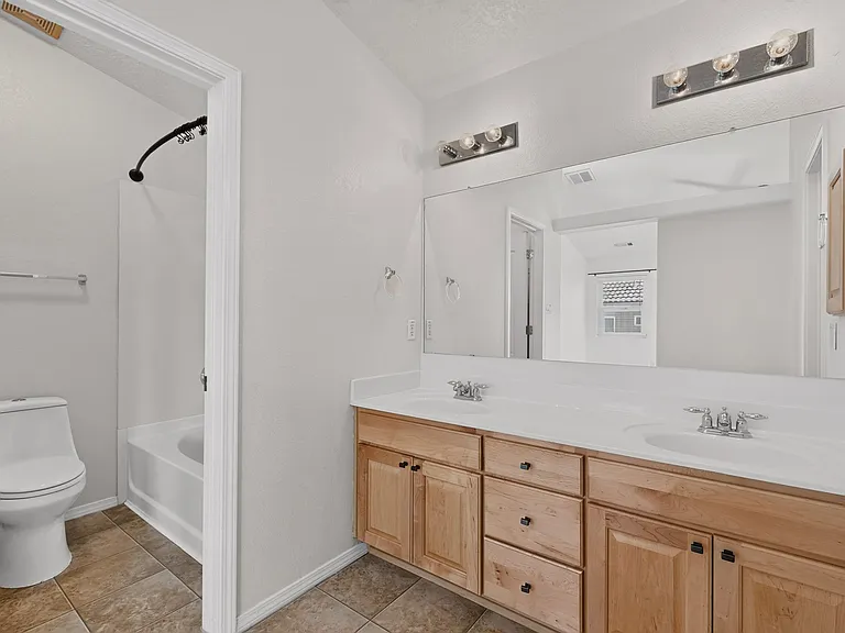 2323 Margarita Dr SE — Photo 27