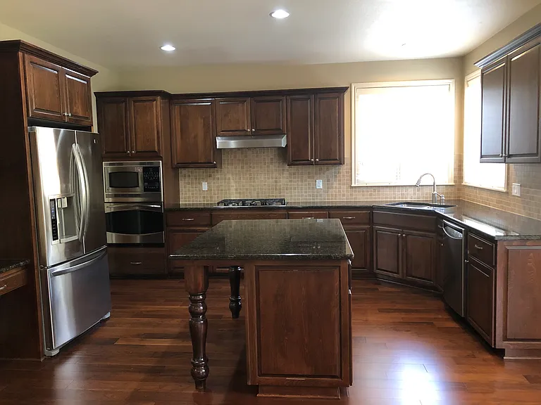 1074 Meek Way — Photo 11