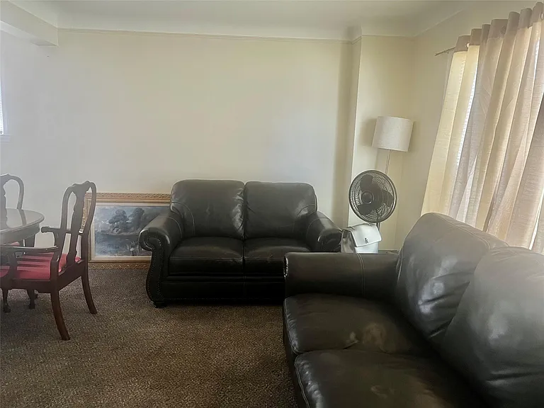 15518 Meyers Rd — Photo 11
