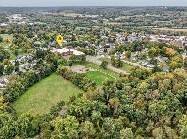 N School St, Millersburg, OH 44654