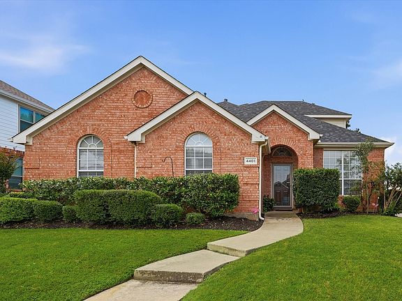 4th image of 4401 Lakeside Dr