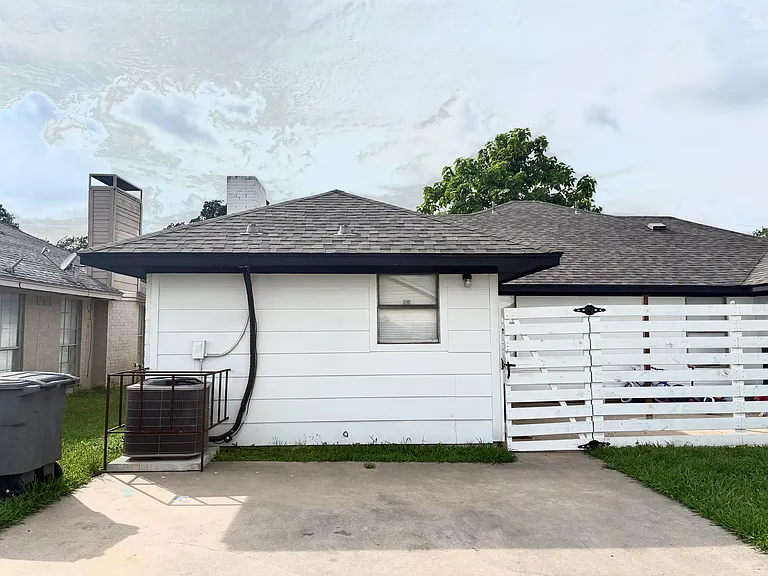 2858 Edd Rd #1 — Photo 7