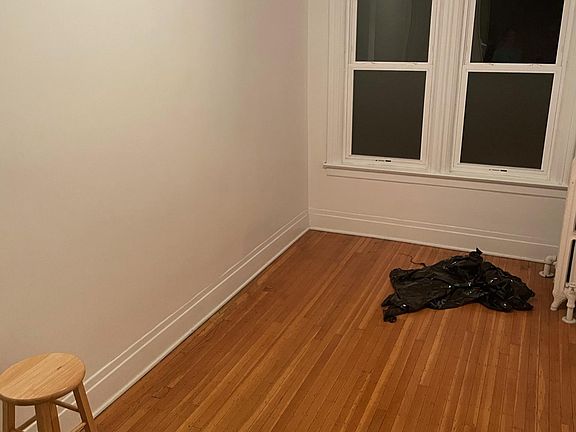 4th image of 601 Bird Ave #1