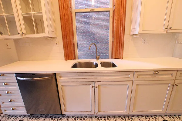 Rented by Bedford 6 Real Estate | media 69